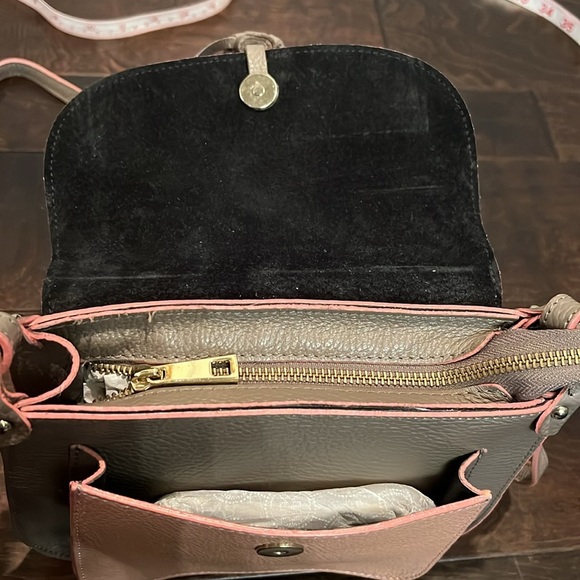Cuir Rose pebbled leather pink and gray shoulder bag EUC - Picture 12 of 12